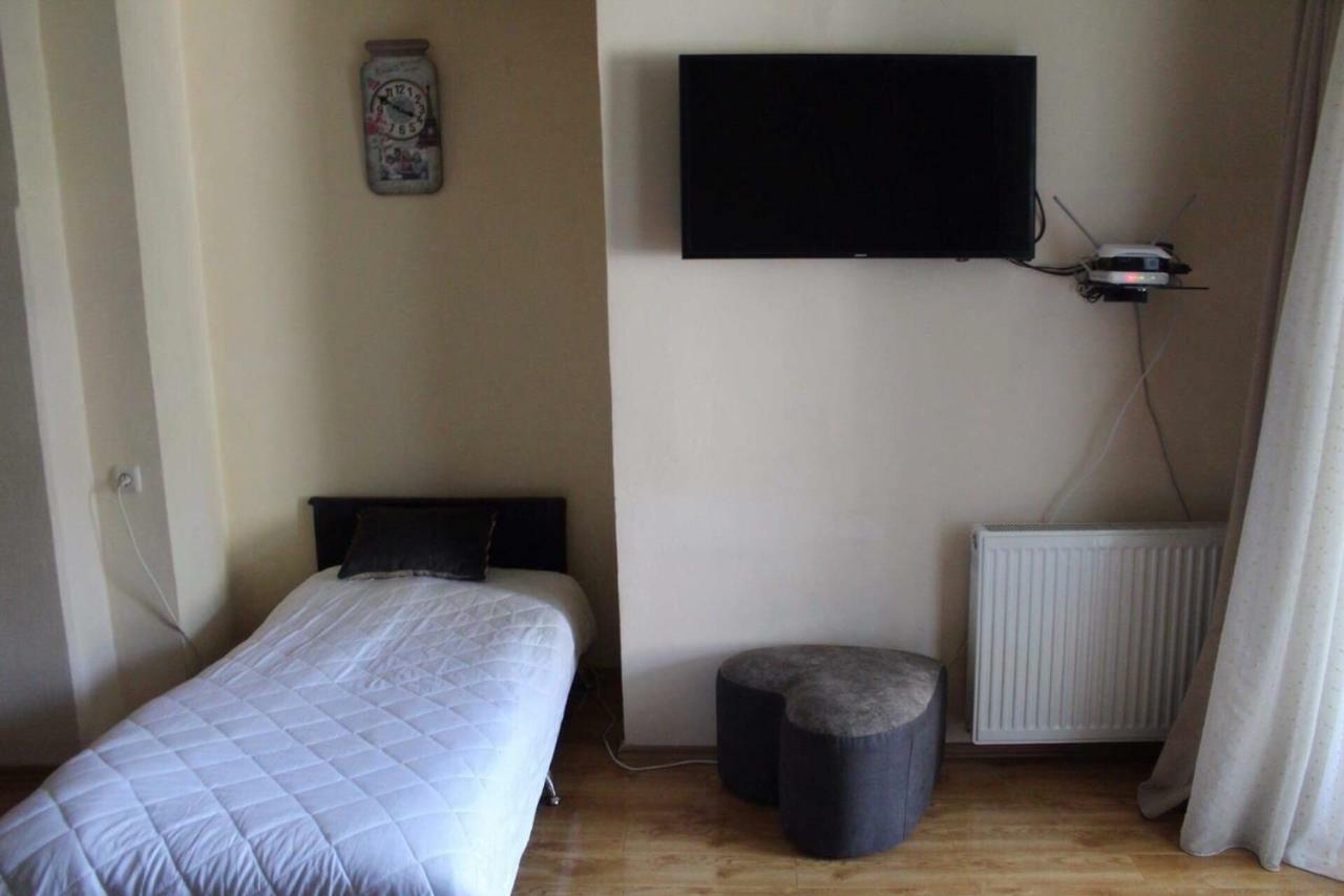 Apartment In Old Tbilisi Orbeliani Square المظهر الخارجي الصورة