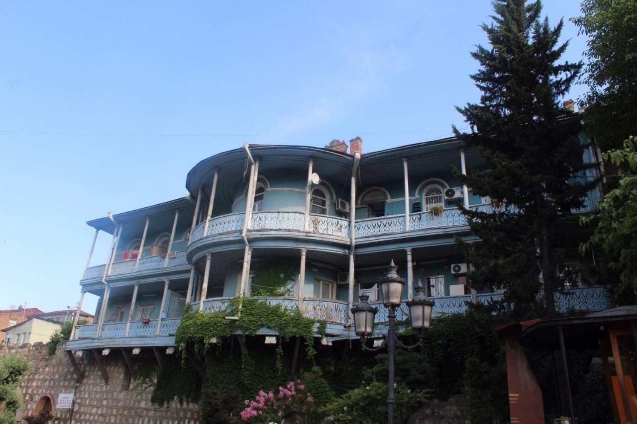 Apartment In Old Tbilisi Orbeliani Square المظهر الخارجي الصورة